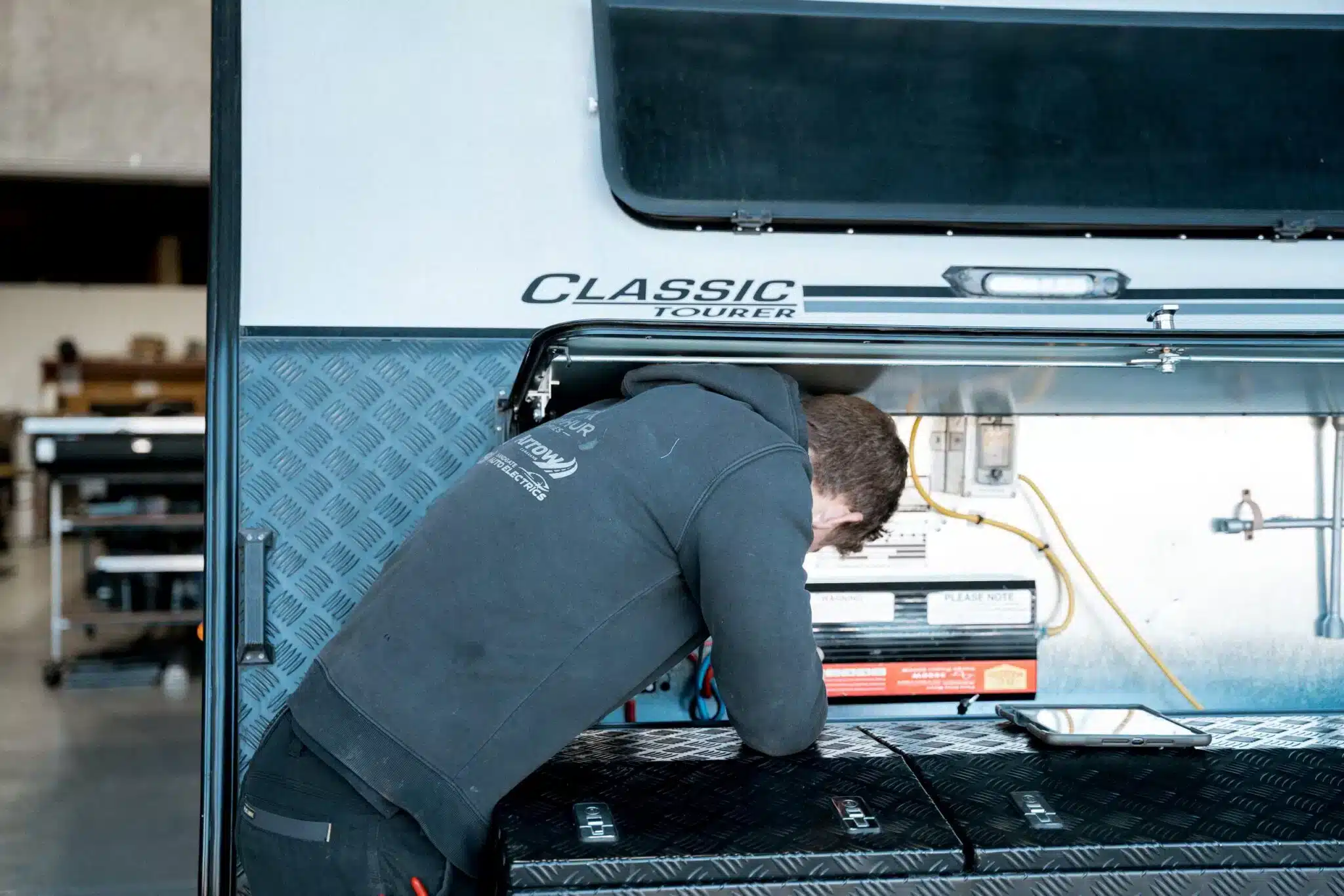 caravan repair image